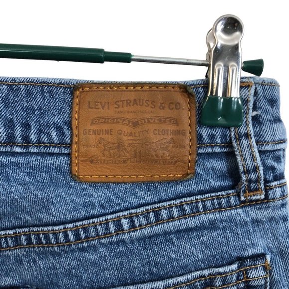 Levi’s Wedgy Straight Leg Distress Light Medium Wash Button Fly Jeans Size 26 - Picture 8 of 10